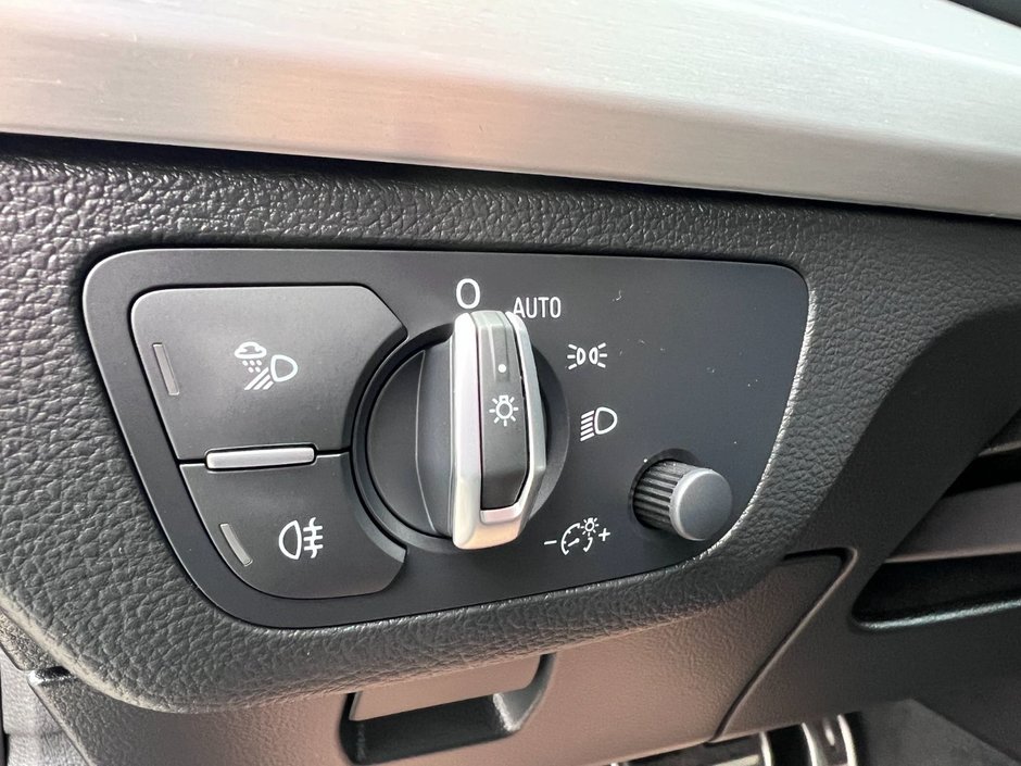2020 Audi SQ5 3.0T Progressiv quattro 8sp Tiptronic-15