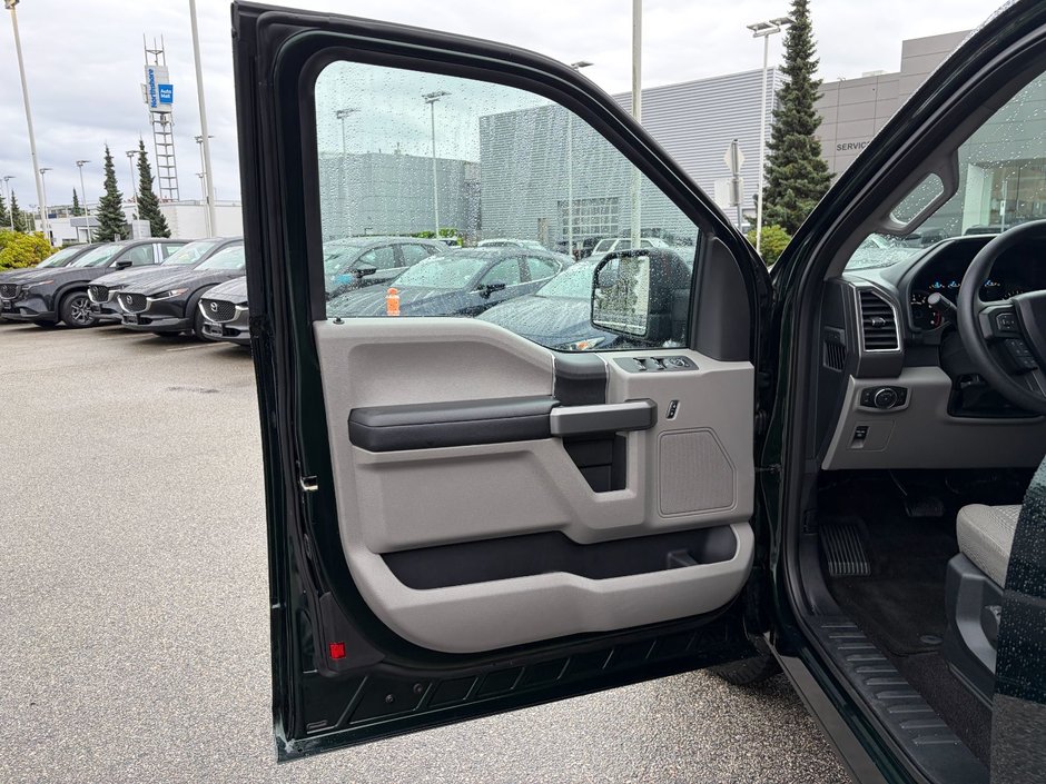 2016 Ford F150 4x4 - Supercab XLT - 145 WB-16