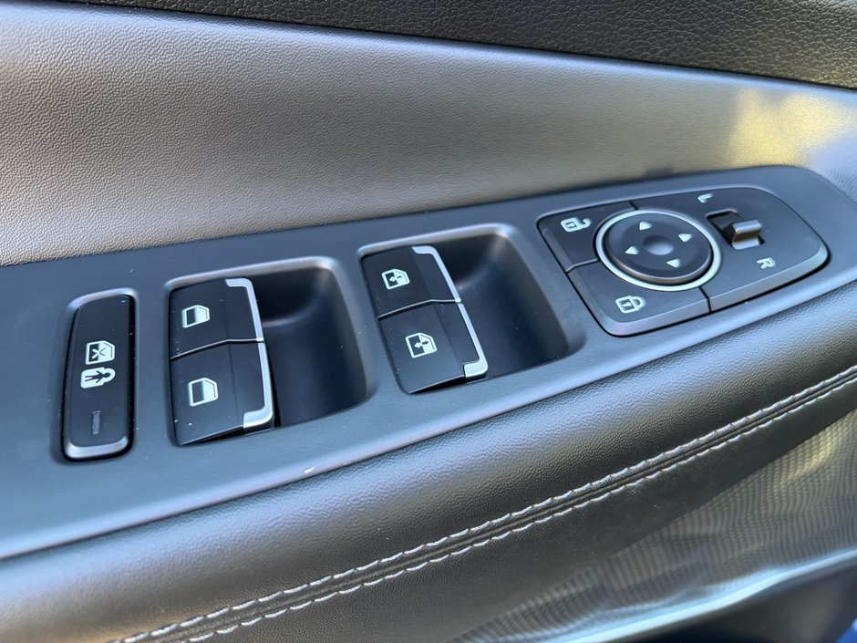 2022 Hyundai Santa Fe Preferred Trend AWD 2.5L-16