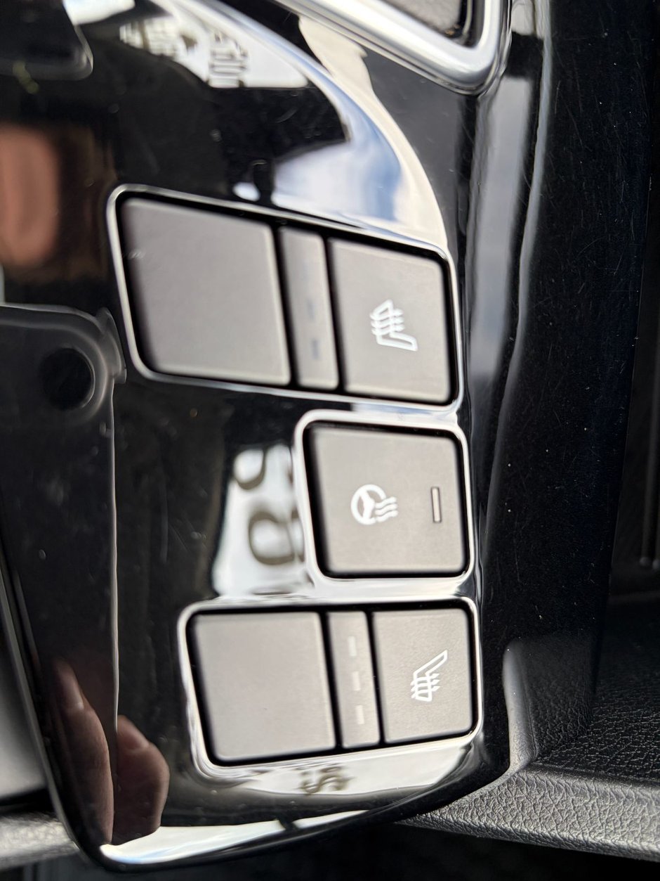 2023 Kia Sportage EX AWD-18