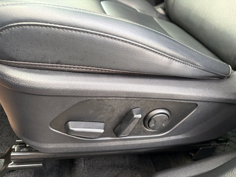 2023 Kia Sportage EX AWD-13