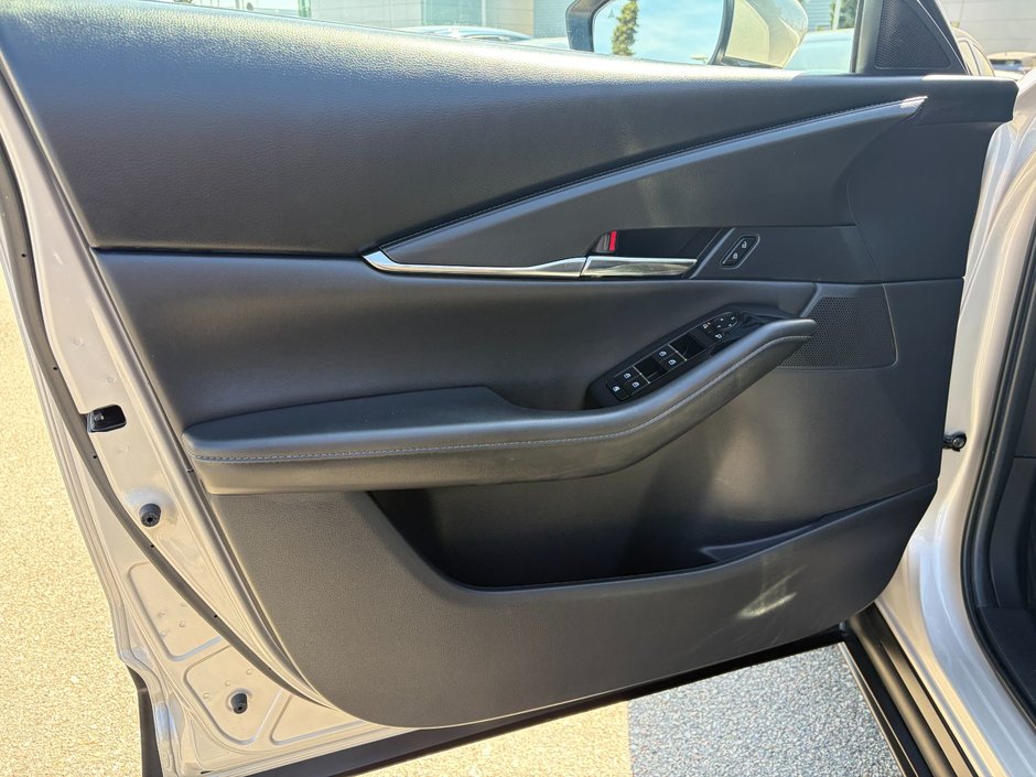 2023 Mazda CX-30 GS AWD at-17