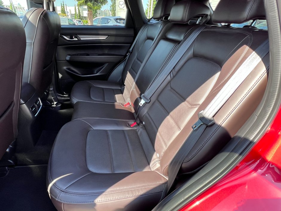 2022 Mazda CX-5 Signature AWD at-8