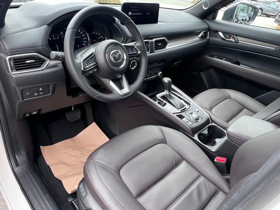 2023 Mazda CX-5 Signature AWD at-12