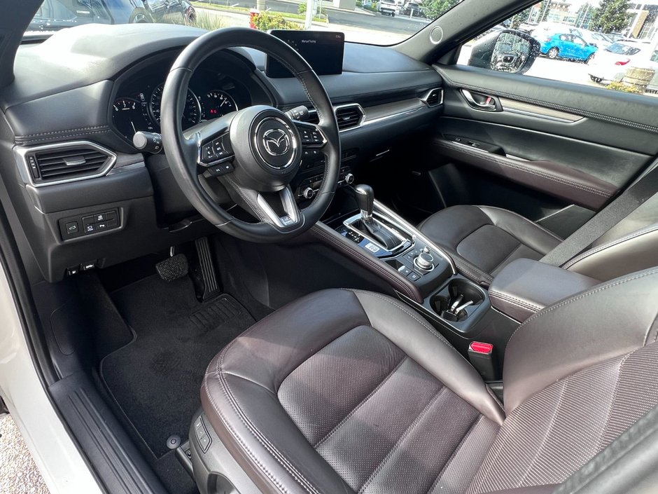 2023 Mazda CX-5 Signature AWD at-12