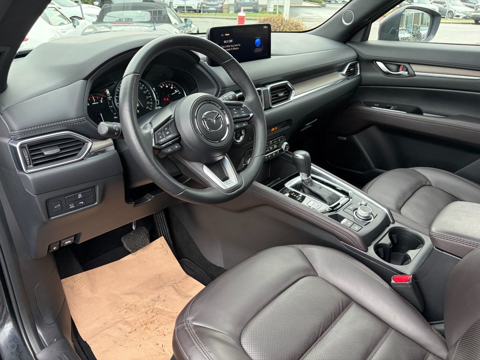 2023 Mazda CX-5 Signature AWD at-11