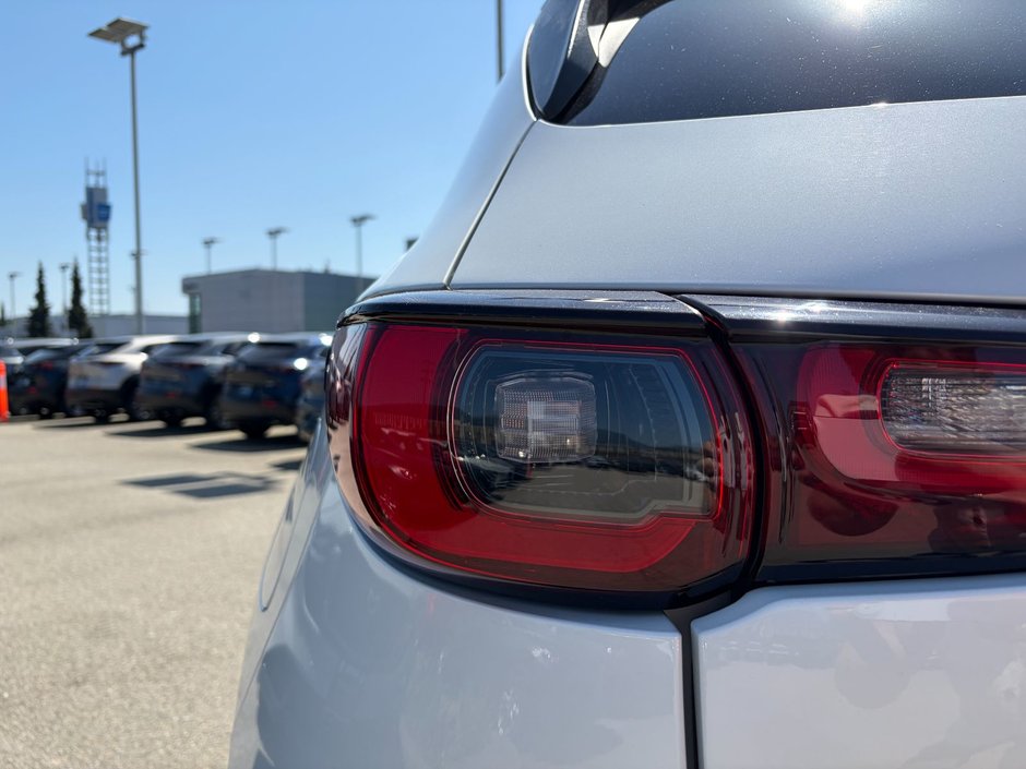 2023 Mazda CX-5 Signature AWD at-9