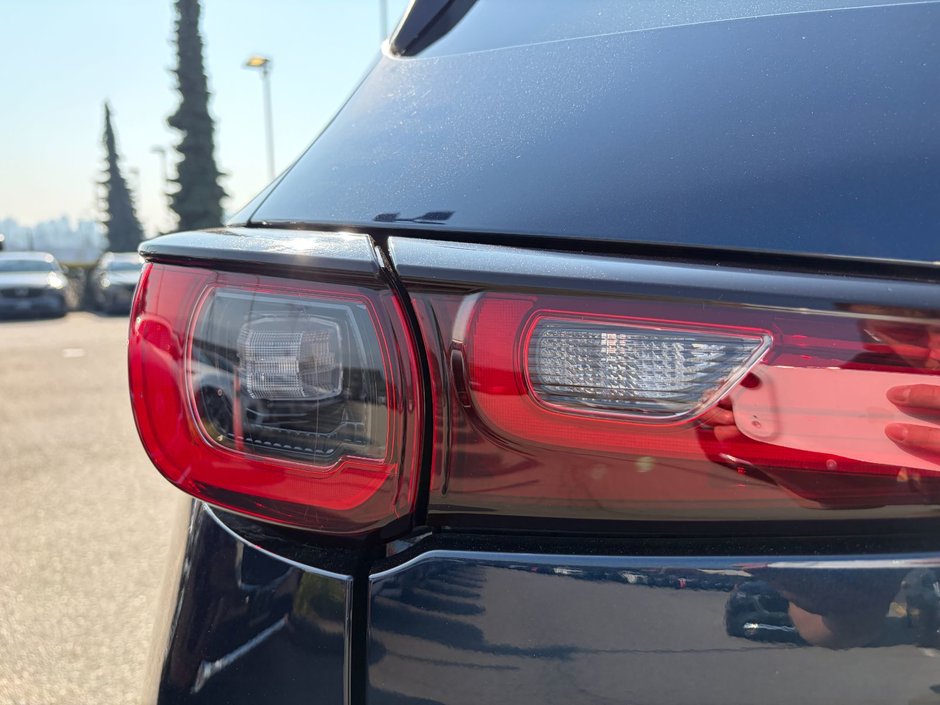 2023 Mazda CX-5 Sport Design AWD T at-8