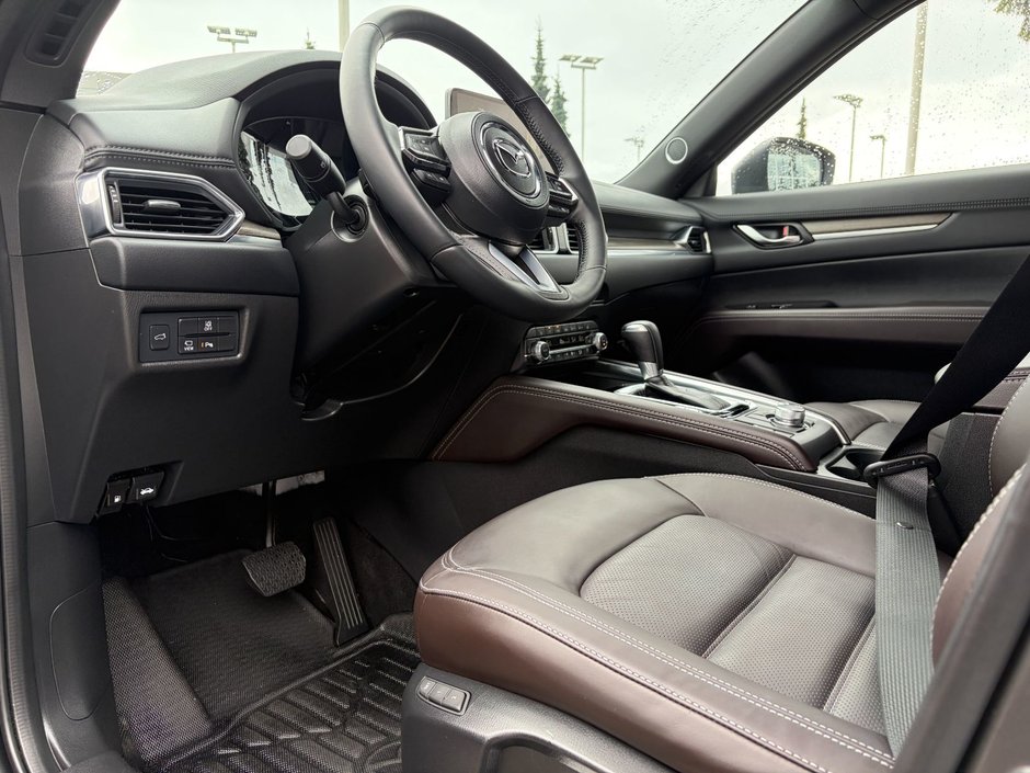 2025 Mazda CX-5 Signature AWD-17
