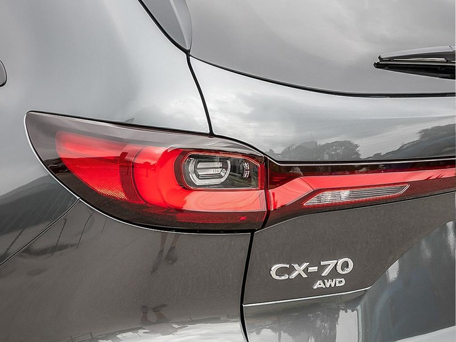 2025 Mazda CX-70 Hybrid Signature-10