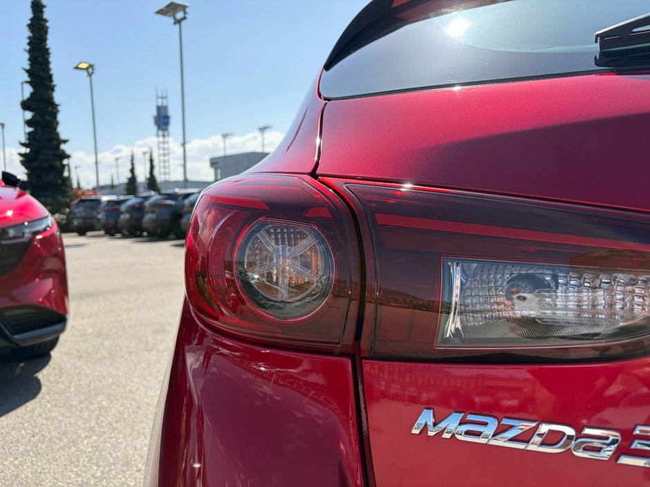 2016 Mazda 3 Sport GS at-8