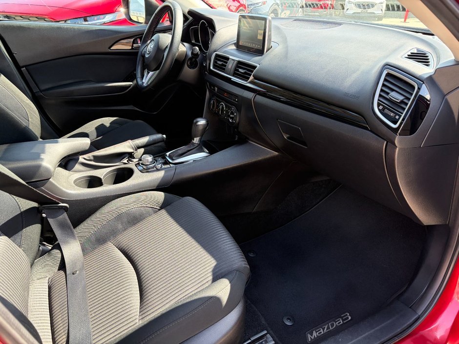 2016 Mazda 3 Sport GS at-16