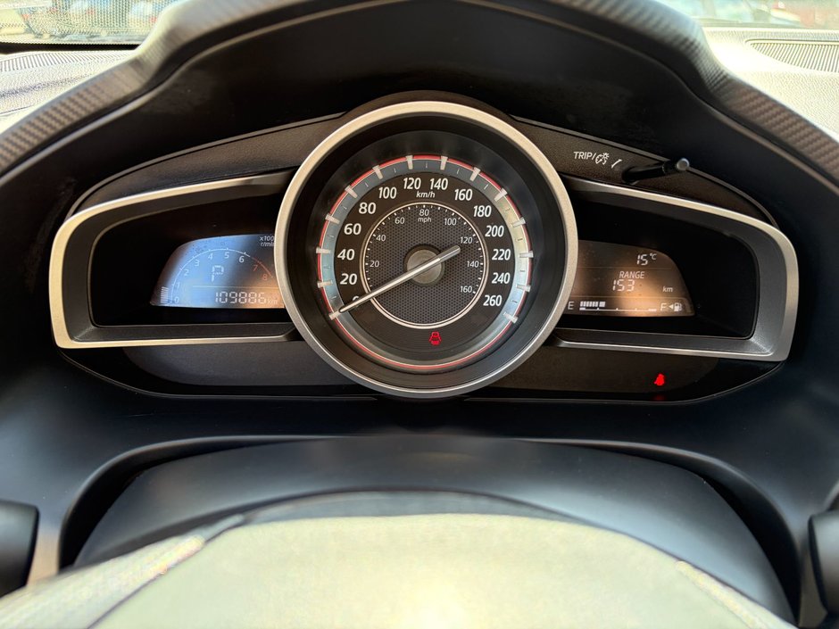2016 Mazda 3 Sport GS at-23