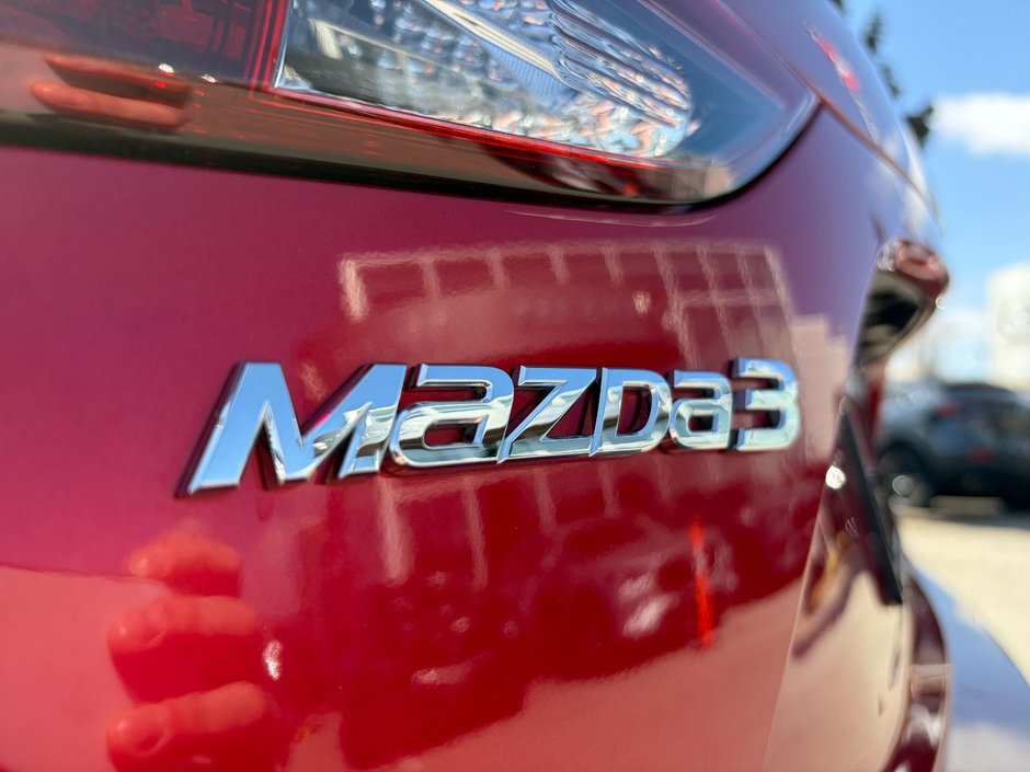 2016 Mazda 3 Sport GS at-9