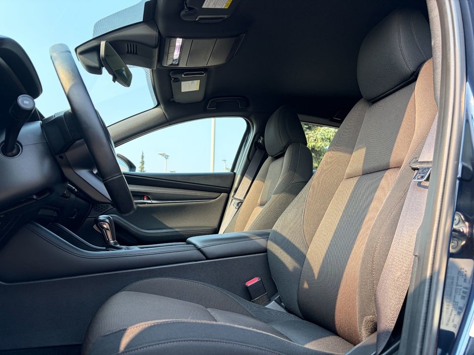 2019 Mazda 3 Sport GS at-17