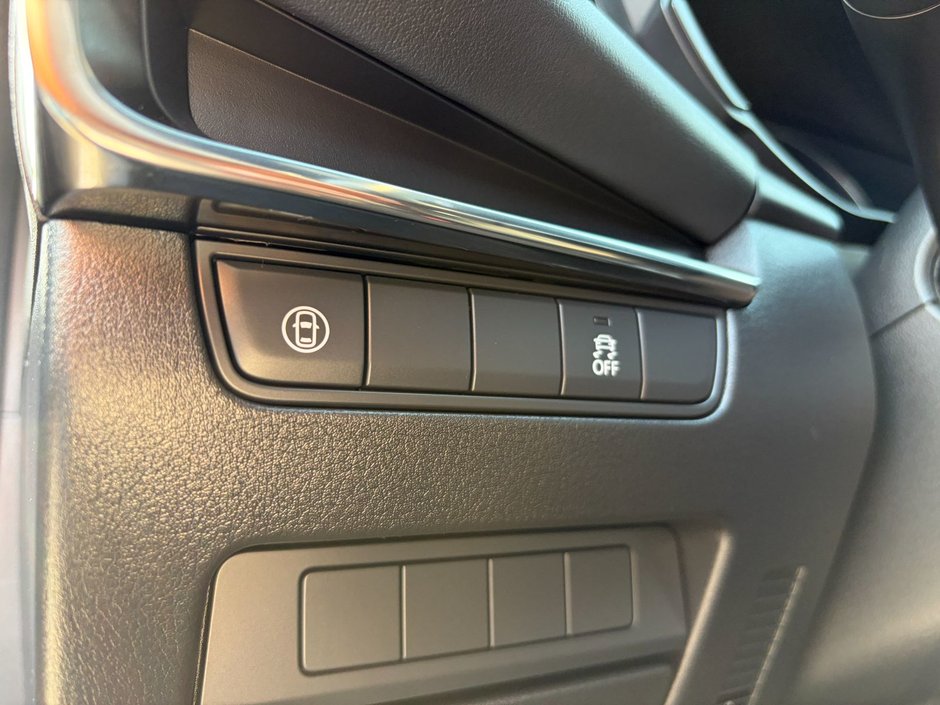 2019 Mazda 3 Sport GS at-23