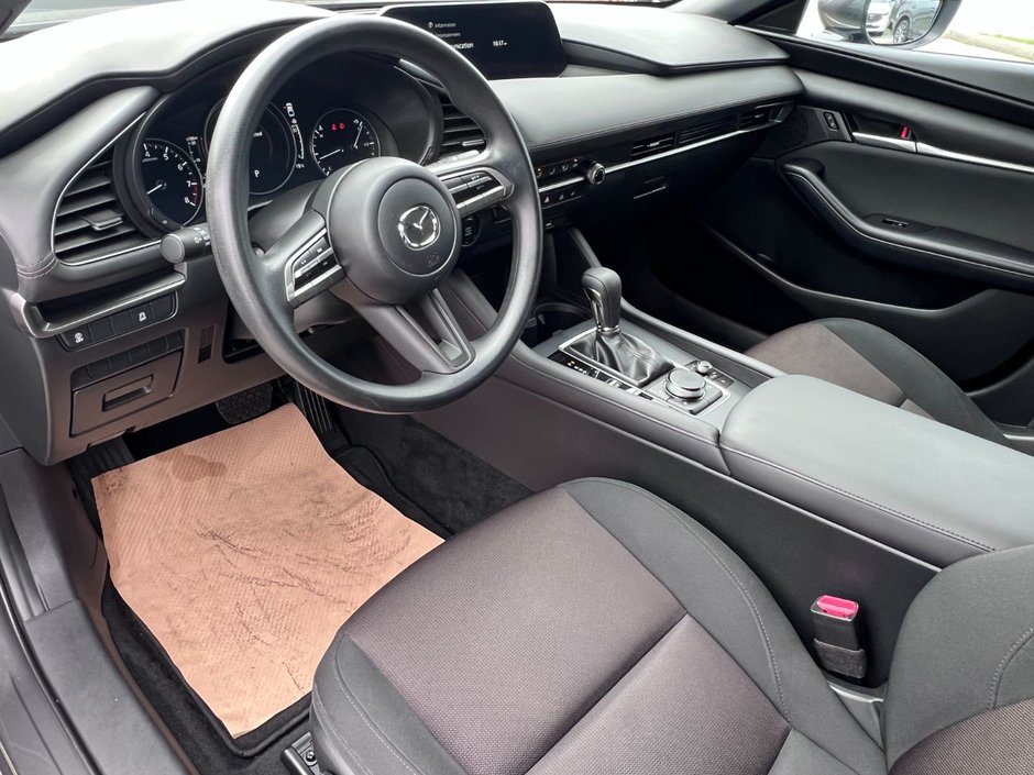 2021 Mazda 3 Sport GX at-10