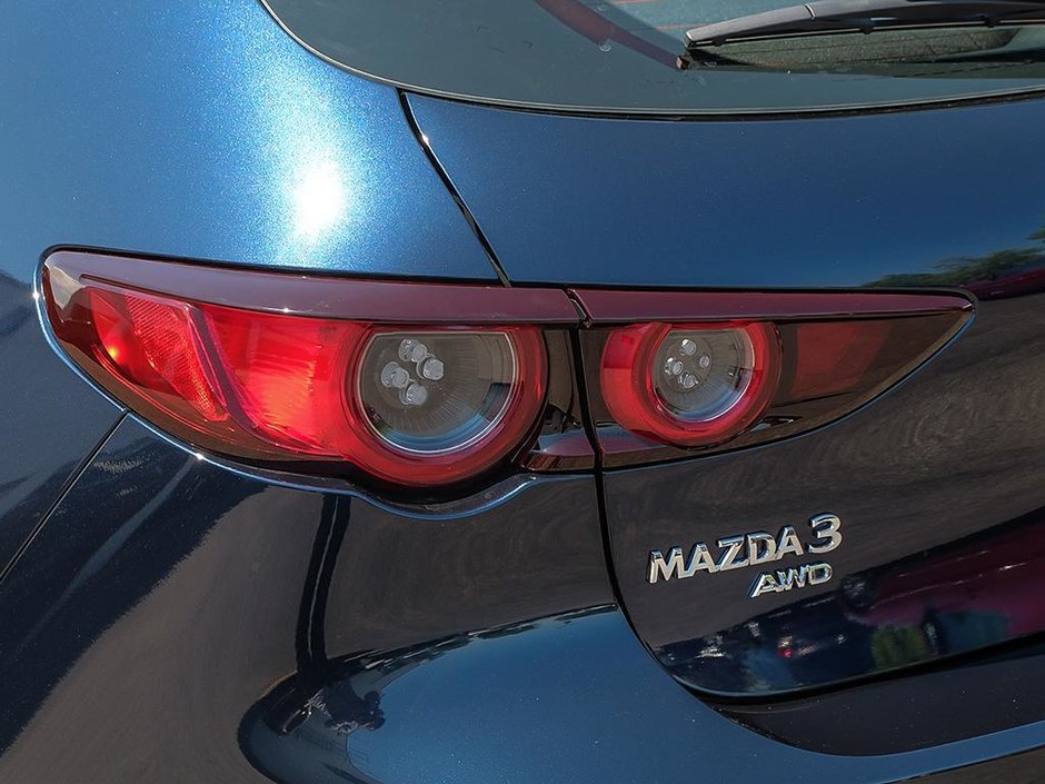 2025 Mazda 3 Sport GS-10
