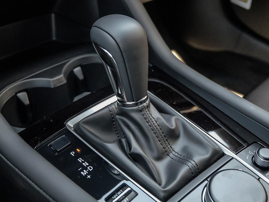 2025 Mazda 3 Sport GS-16