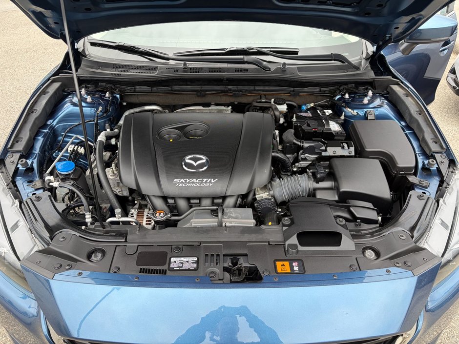 2017 Mazda 3 GS at-27