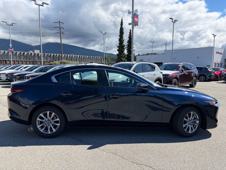2021 Mazda 3 GS at-5
