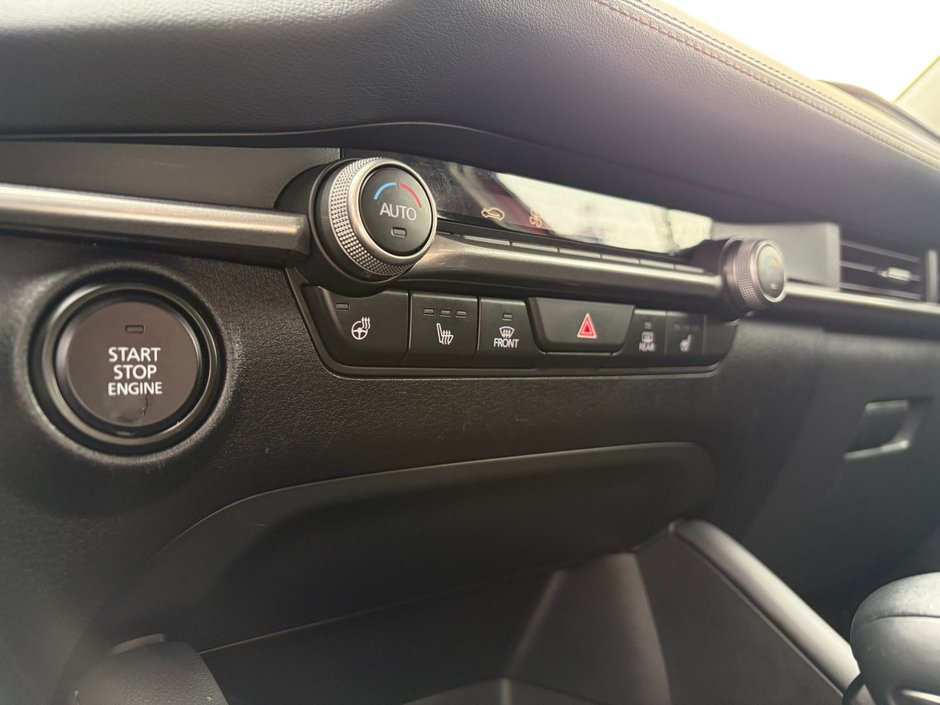 2022 Mazda 3 GS at AWD-17