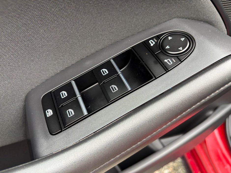 2022 Mazda 3 GS at AWD-12