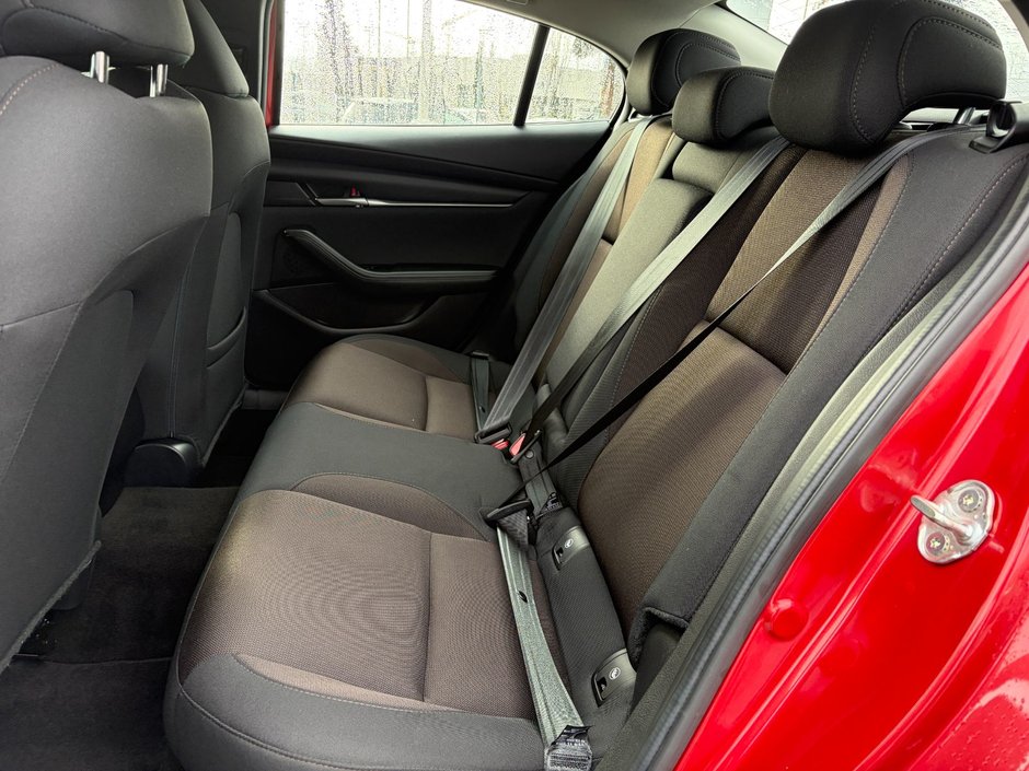 2022 Mazda 3 GS at AWD-8