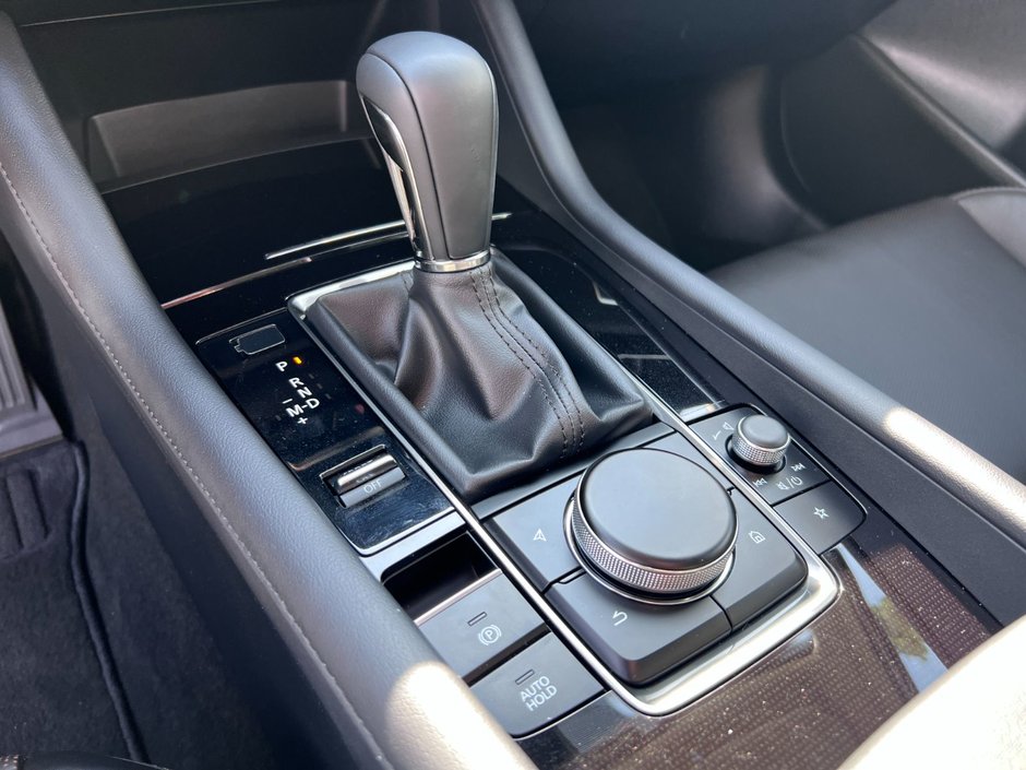 2023 Mazda 3 GT at-19