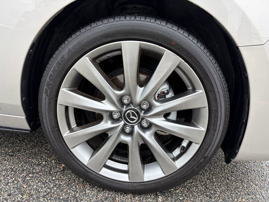 2023 Mazda 3 GT at-3