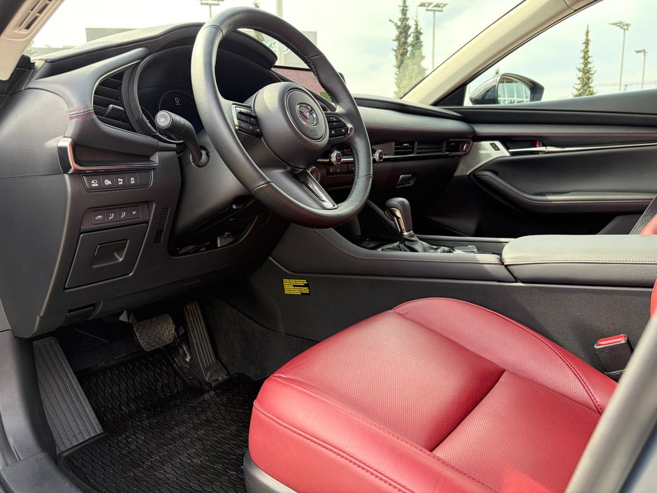 2024 Mazda 3 GT w/Turbo Auto i-ACTIV AWD-17