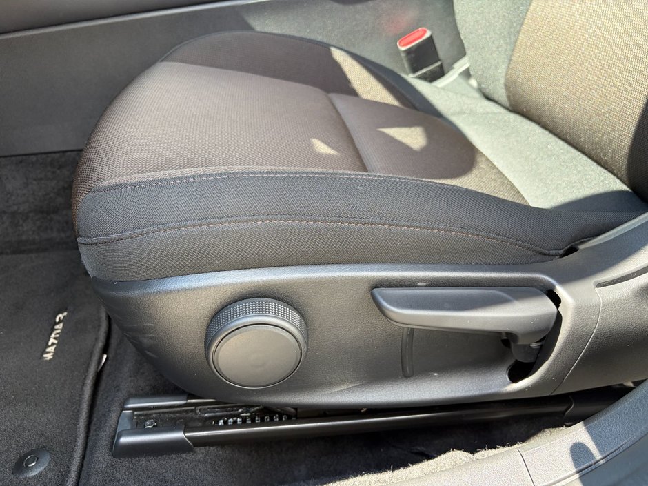 2024 Mazda 3 GS Auto FWD-17