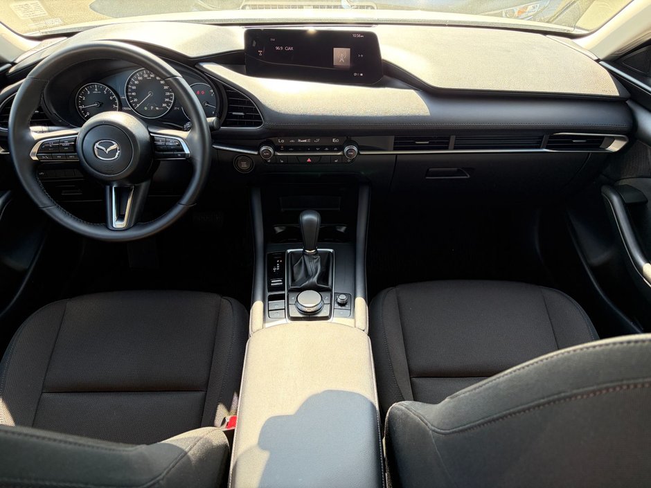 2025 Mazda 3 GS at-13