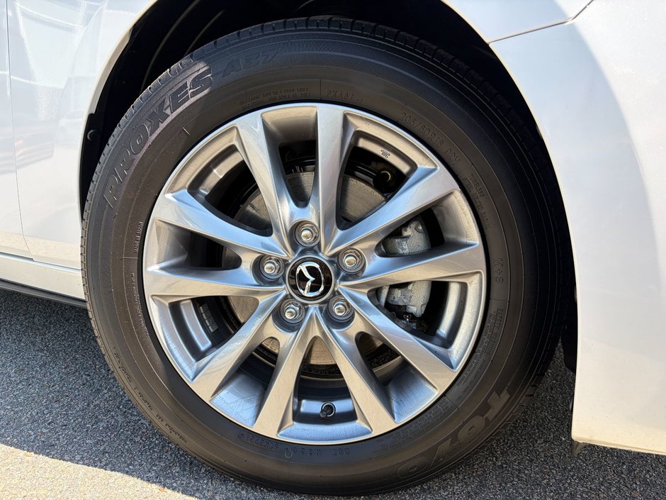 2025 Mazda 3 GS at-4