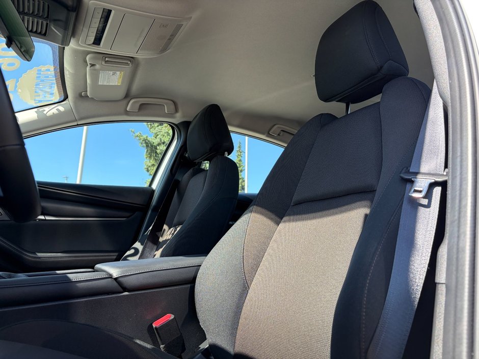 2025 Mazda 3 GS at-19