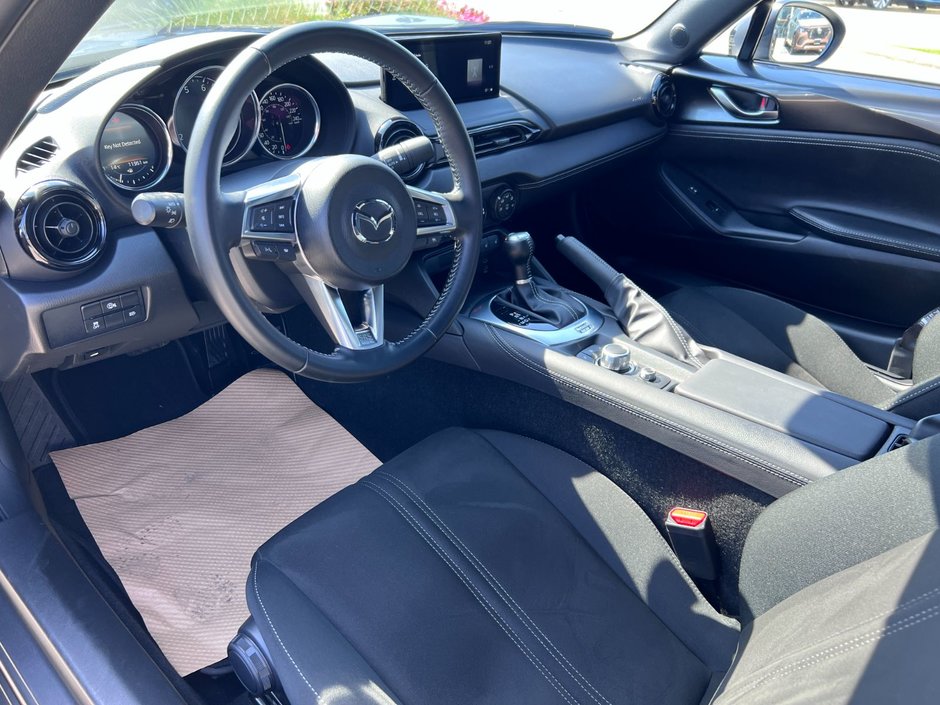 2024 Mazda MX-5 GS-P Auto-8