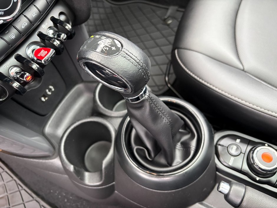 2018 MINI COOPER 3 Door-23