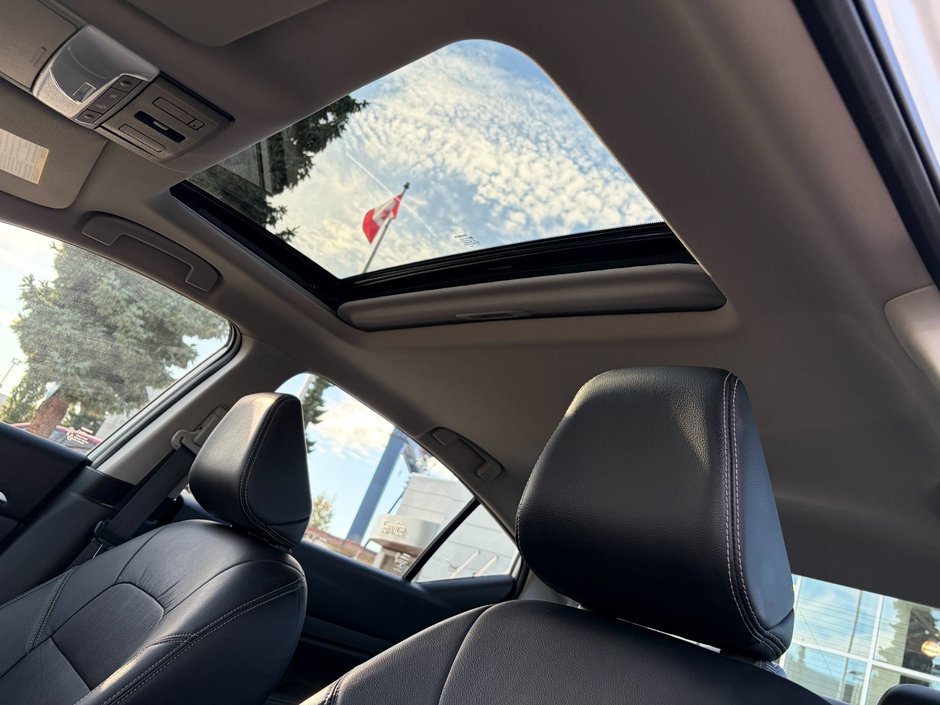 2019 Nissan Altima Sedan 2.5 Platinum CVT-10