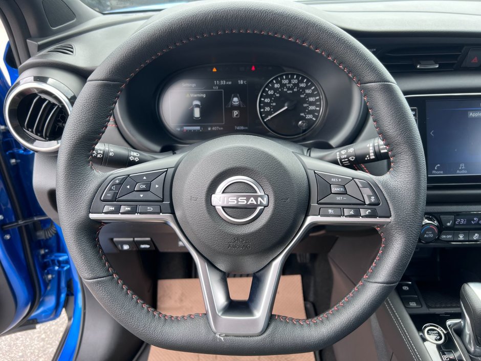 2023 Nissan Kicks SR CVT-14