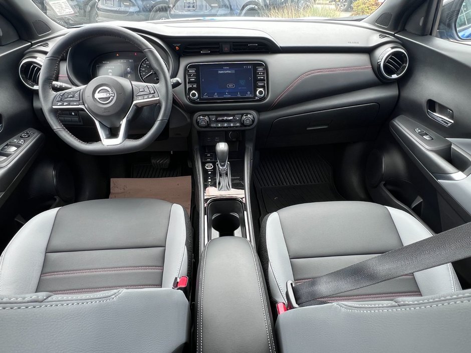 2023 Nissan Kicks SR CVT-9