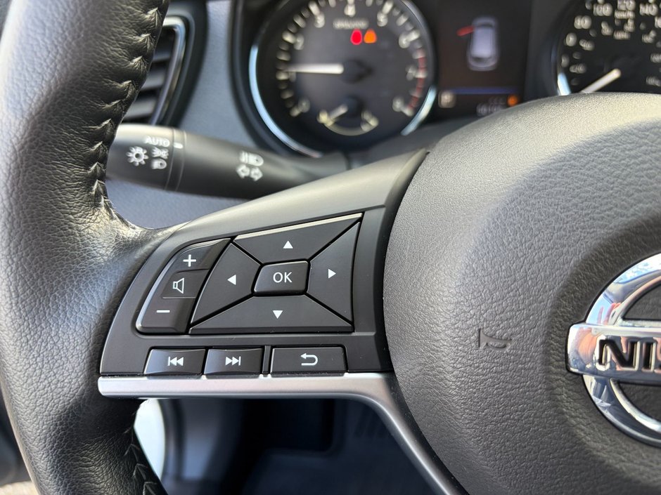 2021 Nissan Qashqai SL AWD CVT (2)-23