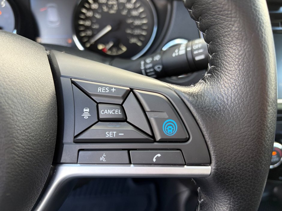2021 Nissan Qashqai SL AWD CVT (2)-24