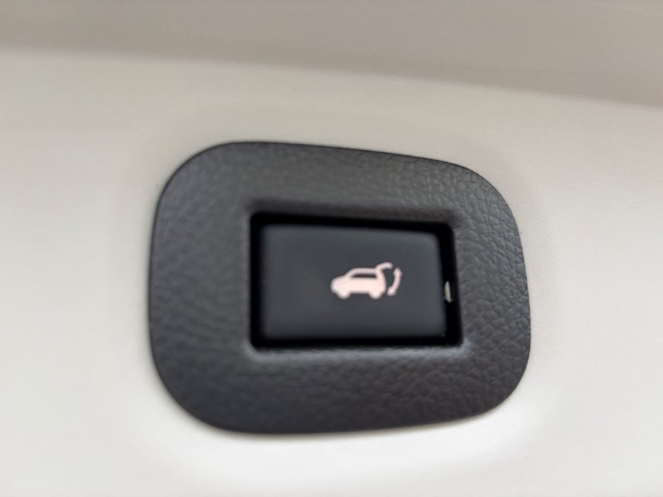 2018 Nissan Rogue SV AWD CVT-9