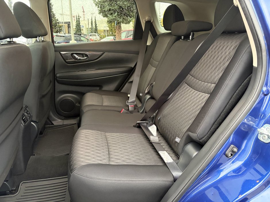 2018 Nissan Rogue SV AWD CVT-10