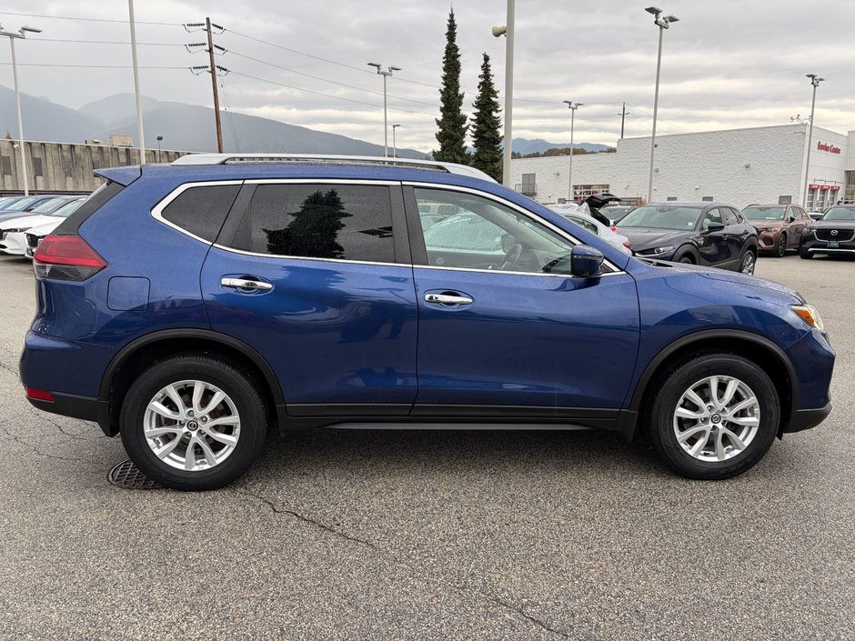 2018 Nissan Rogue SV AWD CVT-5