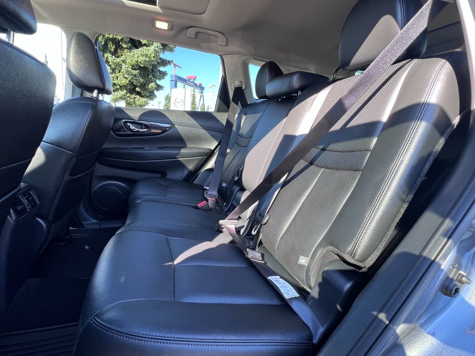 2020 Nissan Rogue SL AWD CVT (2)-8