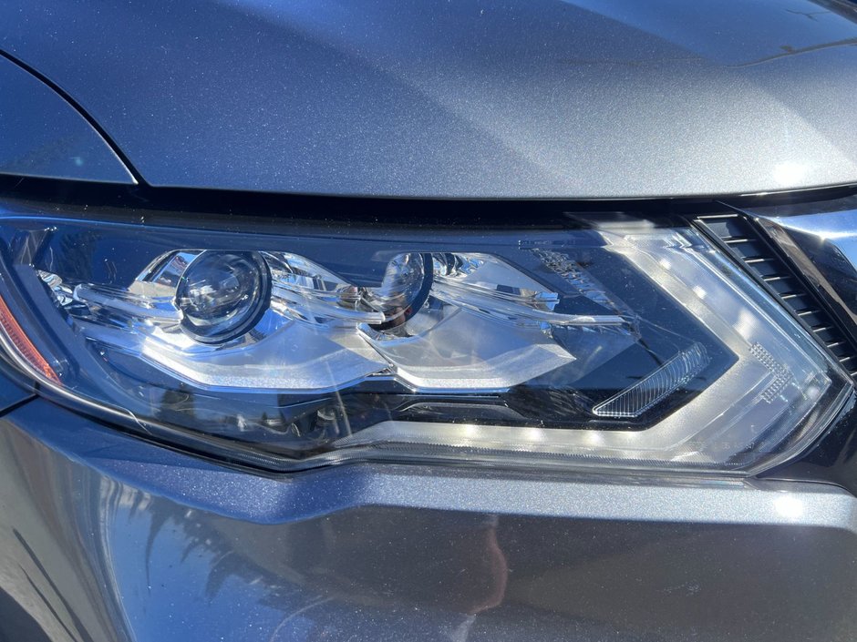 2020 Nissan Rogue SL AWD CVT (2)-2