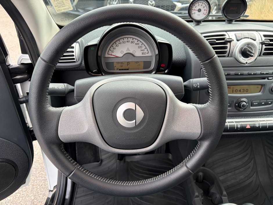 2010 smart fortwo Passion-16