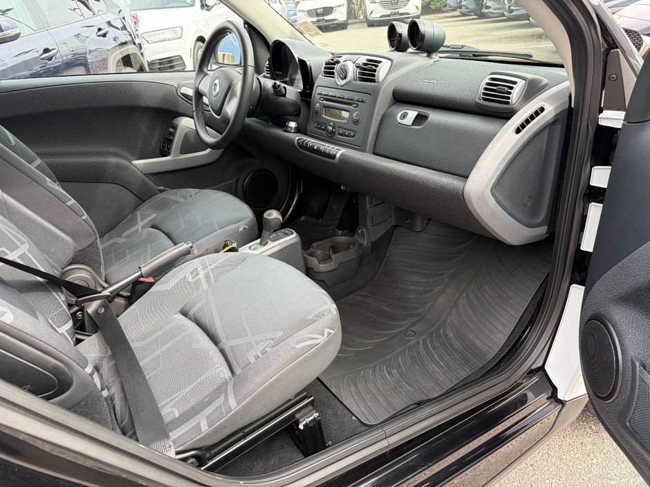 2010 smart fortwo Passion-10