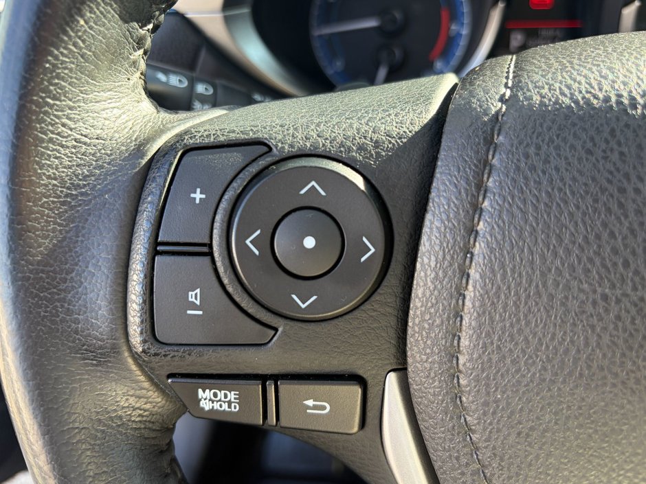 2015 Toyota Corolla 4-door Sedan S CVTi-S-24